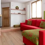 Osteglio 15f - Viola Appartement